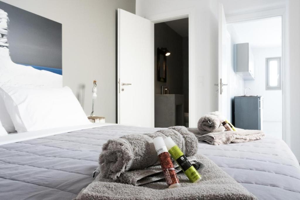 Mykonos Residence Villas & Suites Merchia Beach Exterior photo