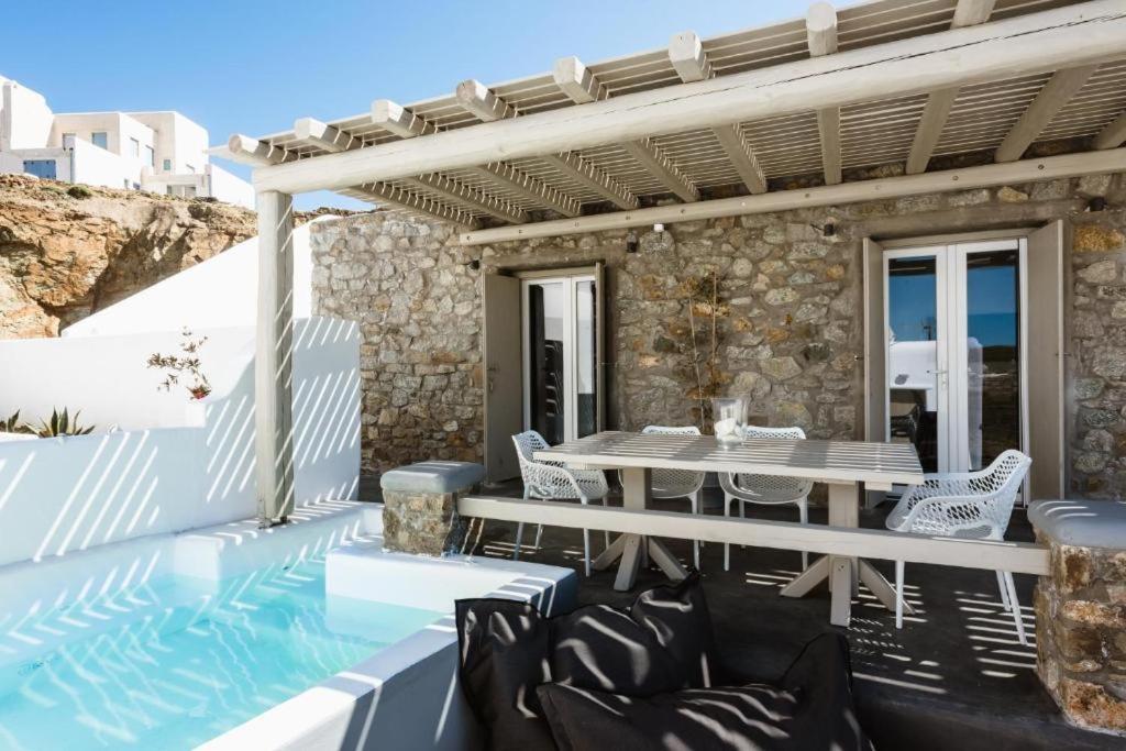 Mykonos Residence Villas & Suites Merchia Beach Exterior photo