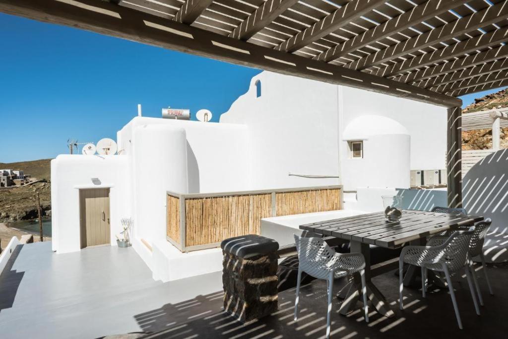 Mykonos Residence Villas & Suites Merchia Beach Exterior photo
