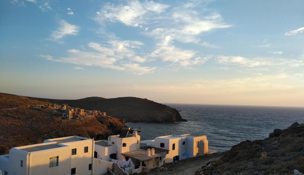 Mykonos Residence Villas & Suites Merchia Beach Exterior photo